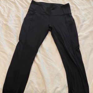 Lululemon black leggings sz8.